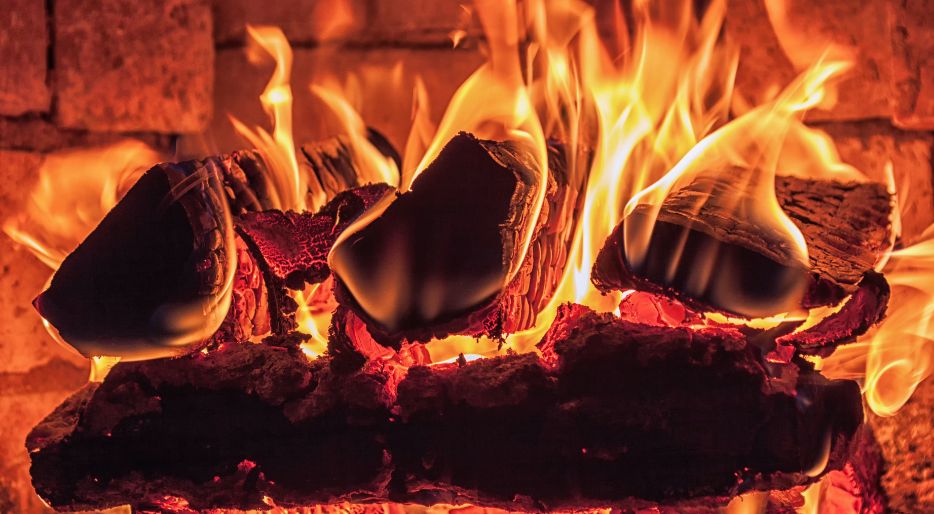 Combien de kilos de bois une cheminée consomme-t-elle ?