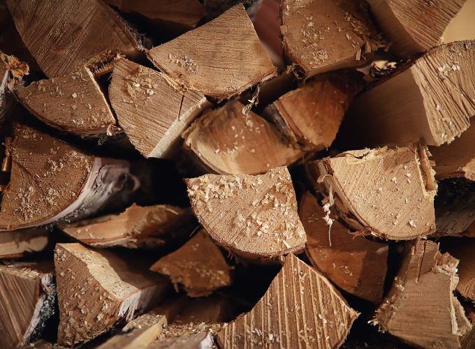 Quel bois de chauffage est le meilleur pour la cheminée ?